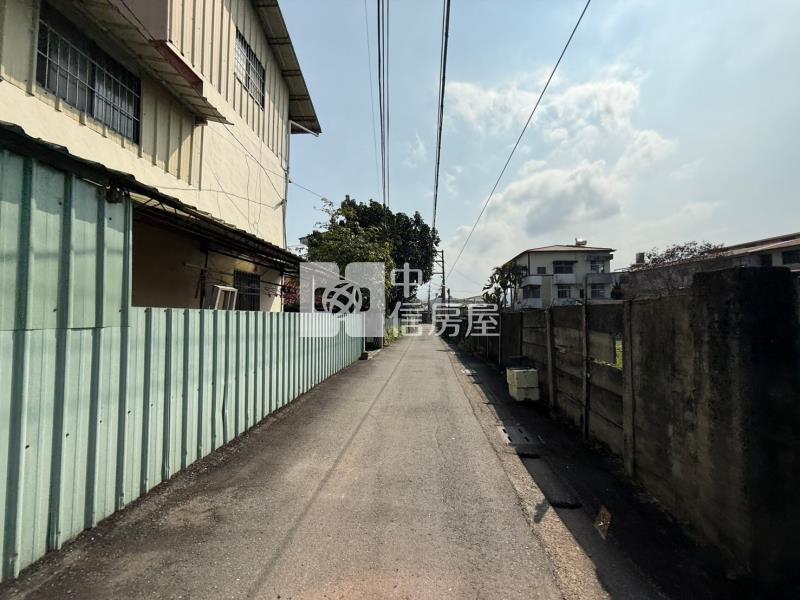 市區旁都內地房屋室內格局與周邊環境