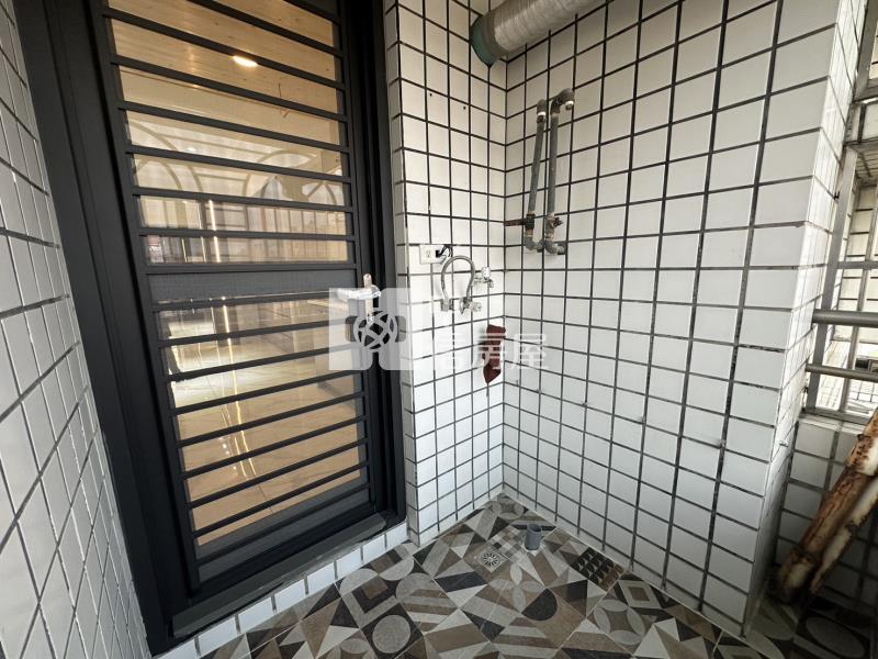 安平國中精緻美三房房屋室內格局與周邊環境
