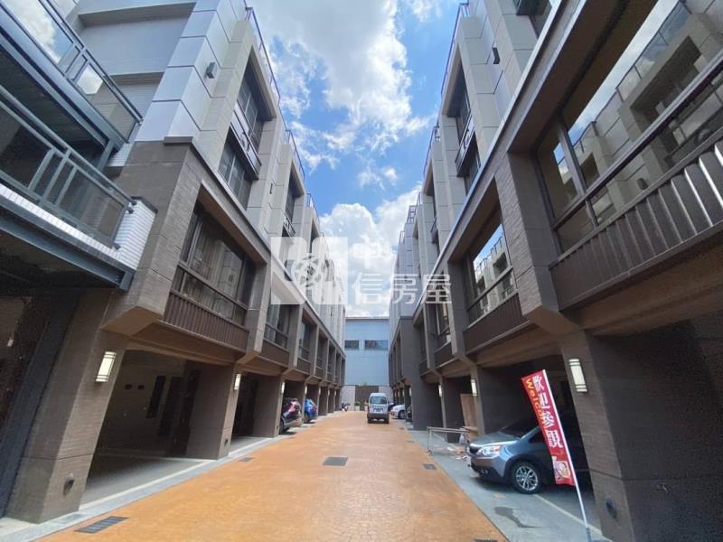 太平電梯雙車美墅房屋室內格局與周邊環境