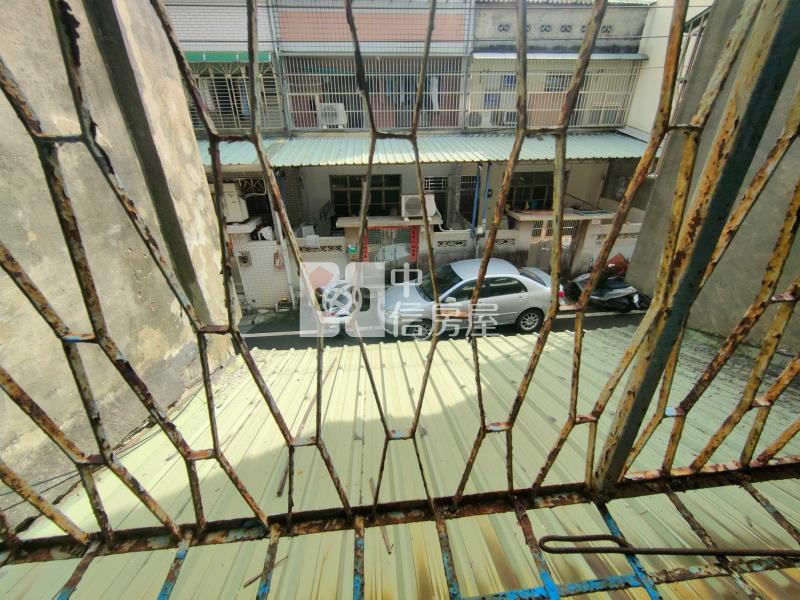 華勛街 待整理透天房屋室內格局與周邊環境