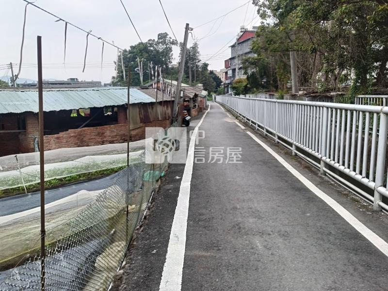 育英大建地房屋室內格局與周邊環境