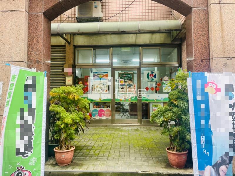 內壢環中商圈發財金店面房屋室內格局與周邊環境