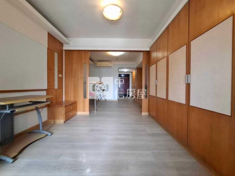 海華世紀宮廷房屋室內格局與周邊環境