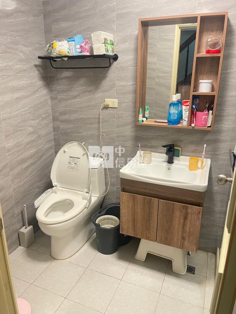 龜山美透天-泰山18甲店房屋室內格局與周邊環境