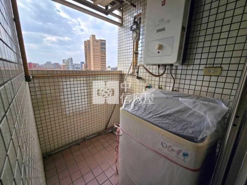 海華世紀宮廷房屋室內格局與周邊環境