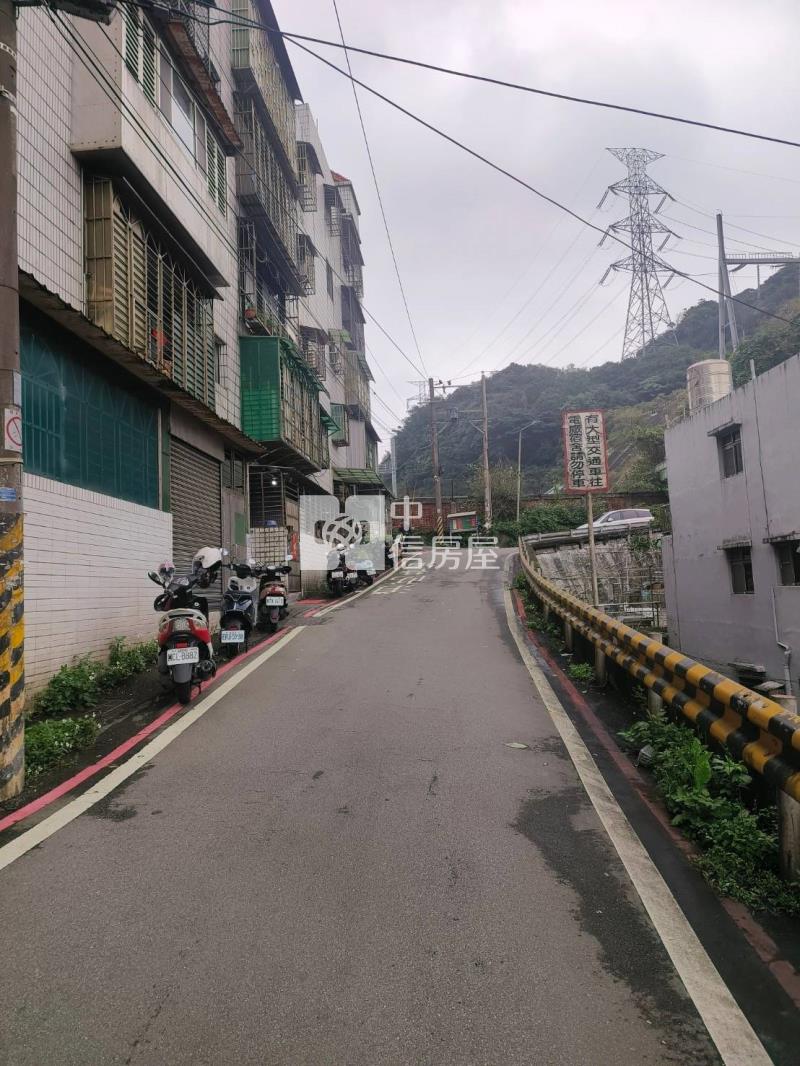 ▲文化路景觀收租三套房房屋室內格局與周邊環境