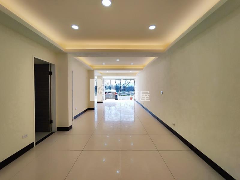 【安家】霄裡湖景新整一樓店住房屋室內格局與周邊環境