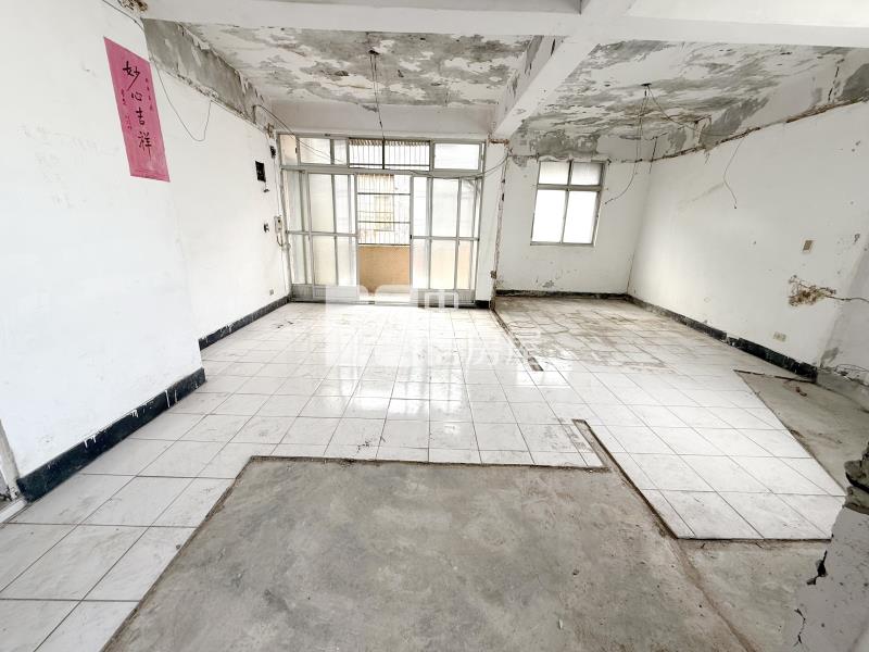 平鎮高中投資屋可隔兩房房屋室內格局與周邊環境