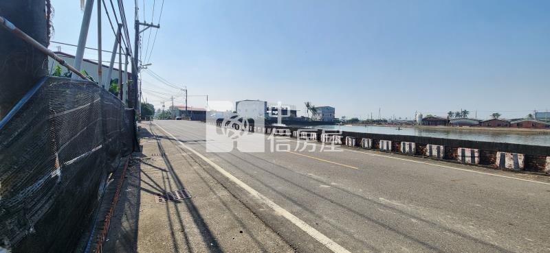 高雄土地《高雄阿蓮總裁豪邸-農地》房屋室內格局與周邊環境
