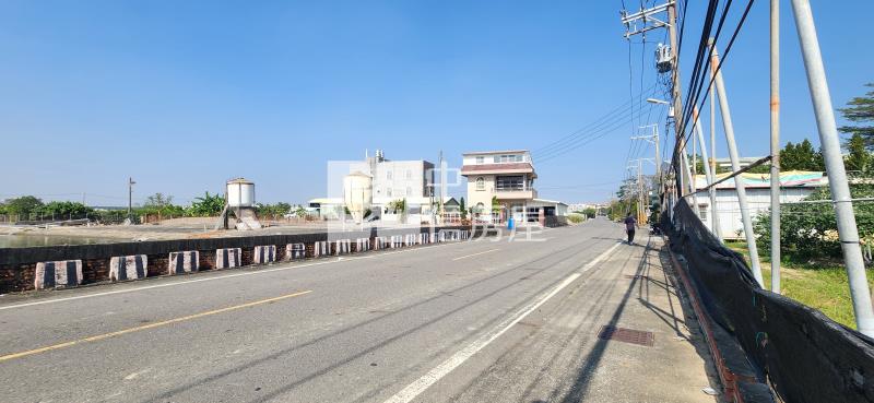 高雄土地《高雄阿蓮總裁豪邸-農地》房屋室內格局與周邊環境