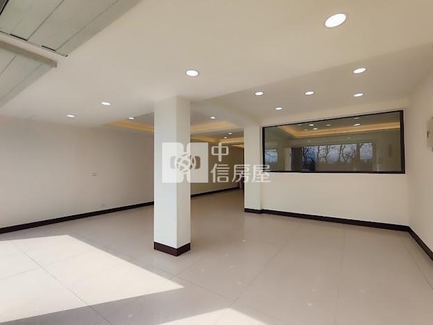 霄裡湖畔翻新店住房屋室內格局與周邊環境