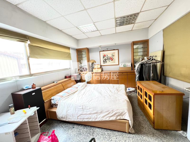 北屯路金鑽雙車住辦大樓房屋室內格局與周邊環境