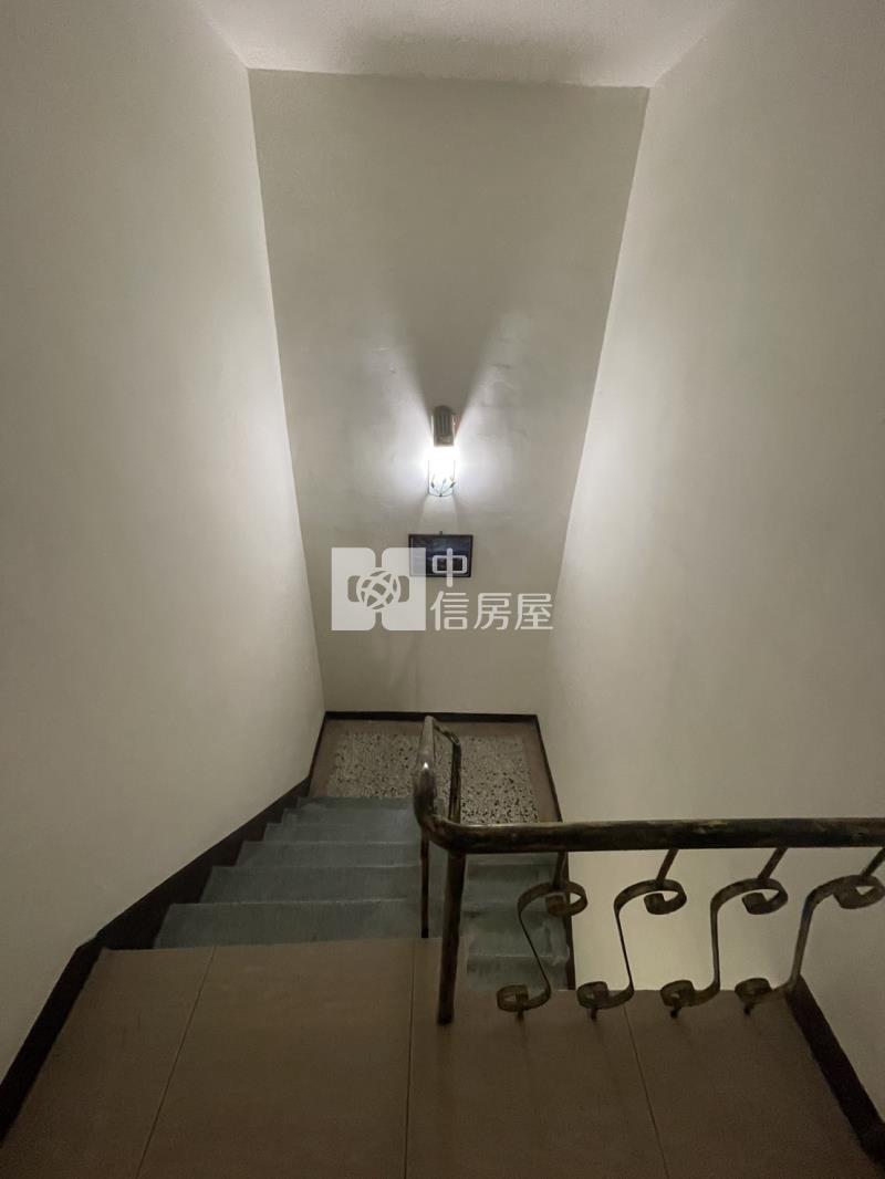 雙城區文創商圈七套房透天房屋室內格局與周邊環境