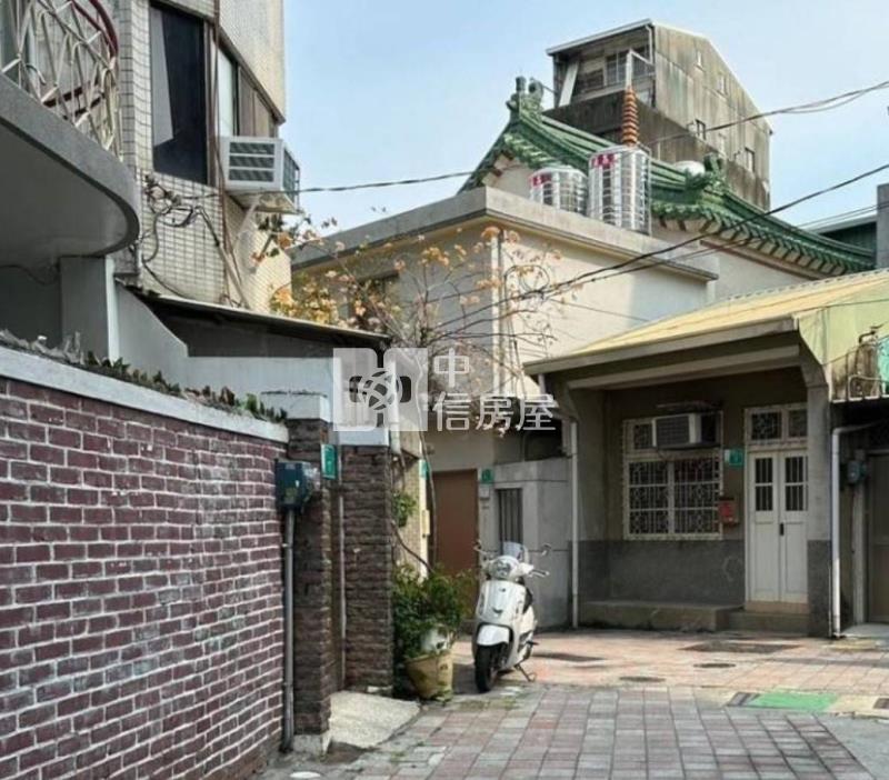 雙城區文創商圈七套房透天房屋室內格局與周邊環境