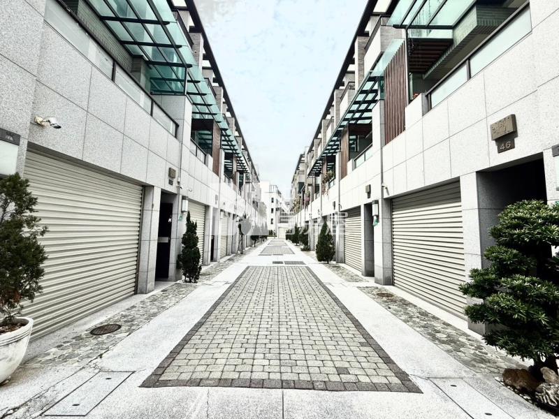 水交社三角窗電梯店住
