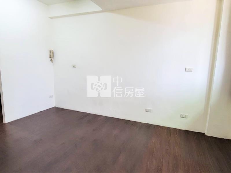 水湳市場捷運|雙層公寓|獨立出入|3面採光房屋室內格局與周邊環境