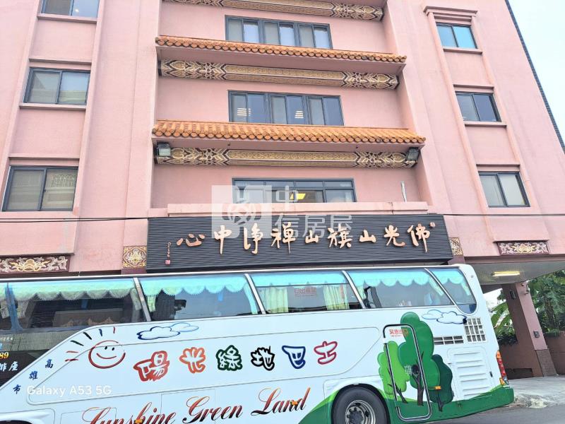 近旗山老街無尾巷需整修透天房屋室內格局與周邊環境