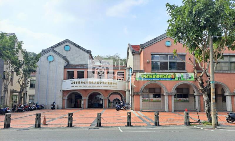 近旗山老街無尾巷需整修透天房屋室內格局與周邊環境