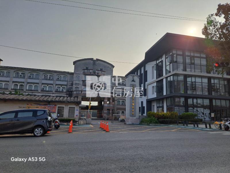 近旗山老街無尾巷需整修透天房屋室內格局與周邊環境