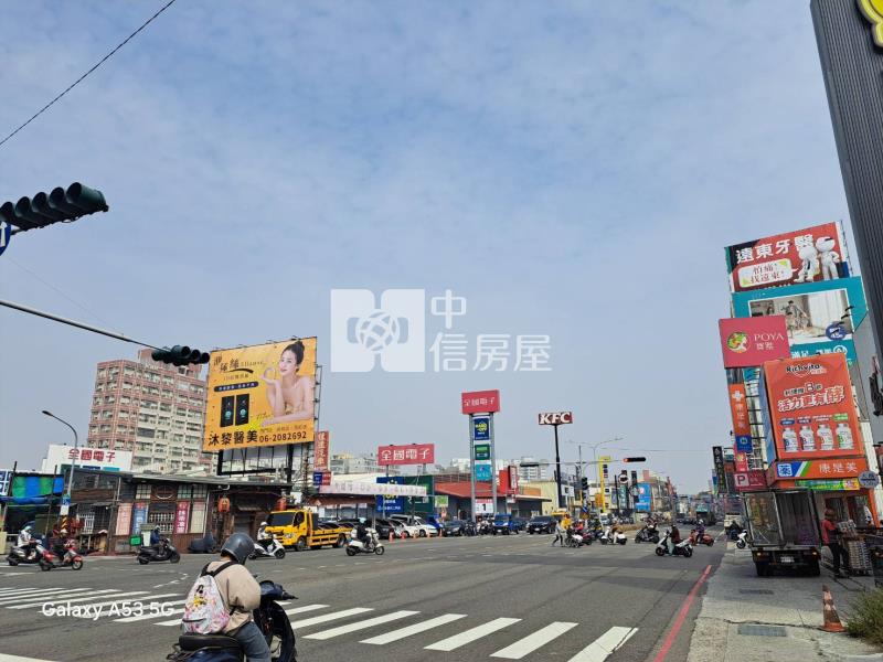 中華商圈840坪投資標的房屋室內格局與周邊環境