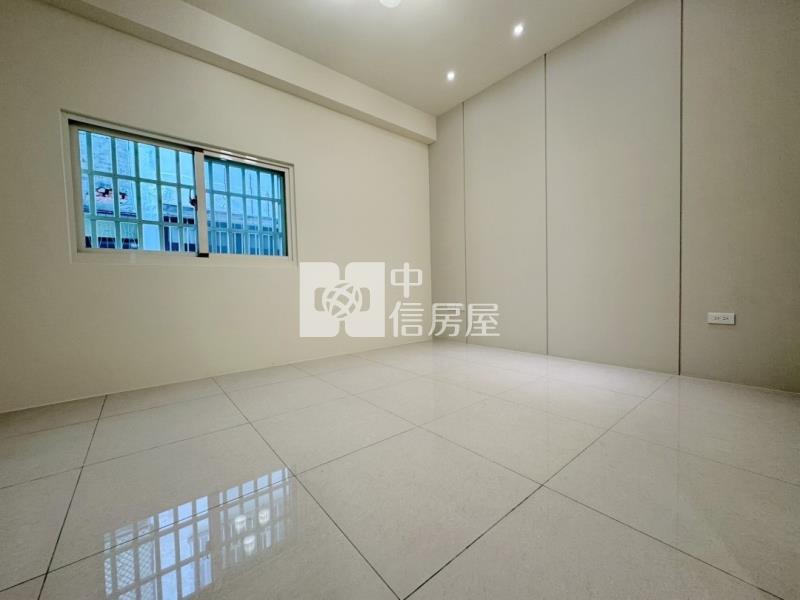 近美術館臨路美透天房屋室內格局與周邊環境