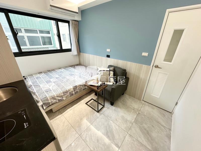 教育大學旁全新滿租電梯透套房屋室內格局與周邊環境