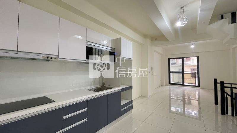 中國醫朝南全新透天房屋室內格局與周邊環境