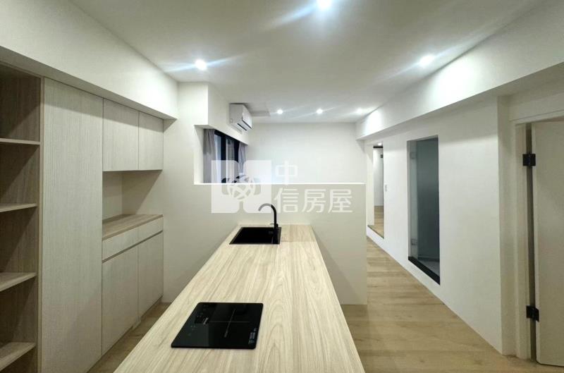 西區中教大電梯收租五套(滿租)房屋室內格局與周邊環境