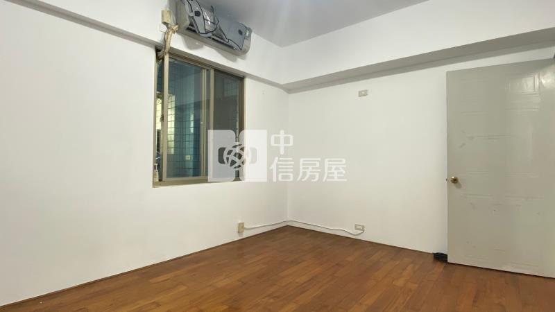 專任-丞虹丹青 大三房附車位 角間次頂樓房屋室內格局與周邊環境