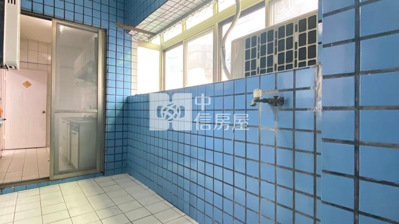 專任-丞虹丹青 大三房附車位 角間次頂樓房屋室內格局與周邊環境