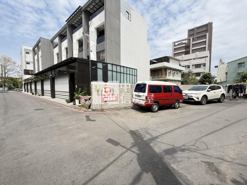 內埔輕齡住宅區建地房屋室內格局與周邊環境