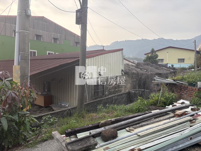 南化水庫193坪買地送屋房屋室內格局與周邊環境