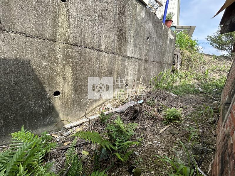 南化水庫193坪買地送屋房屋室內格局與周邊環境