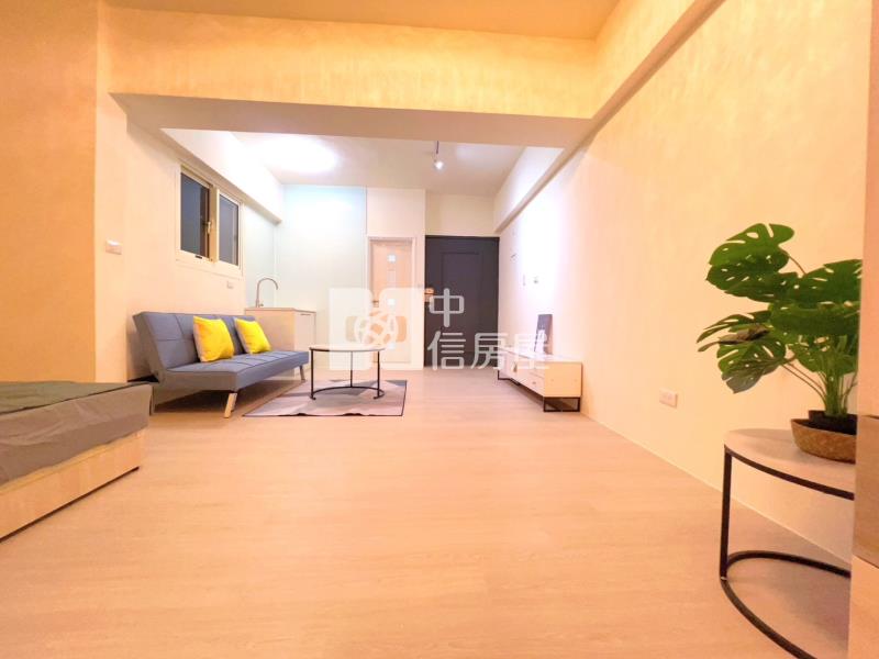 中壢後站大套房房屋室內格局與周邊環境