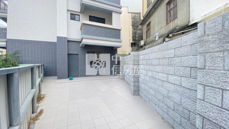 高鐵特區邊間大地坪別墅房屋室內格局與周邊環境