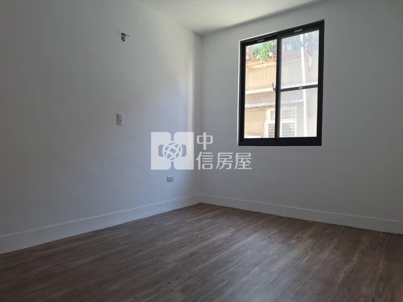 近成大整新大面寬透天房屋室內格局與周邊環境