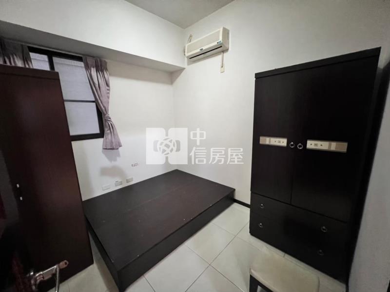 皇龍站前CASA兩房車位房屋室內格局與周邊環境