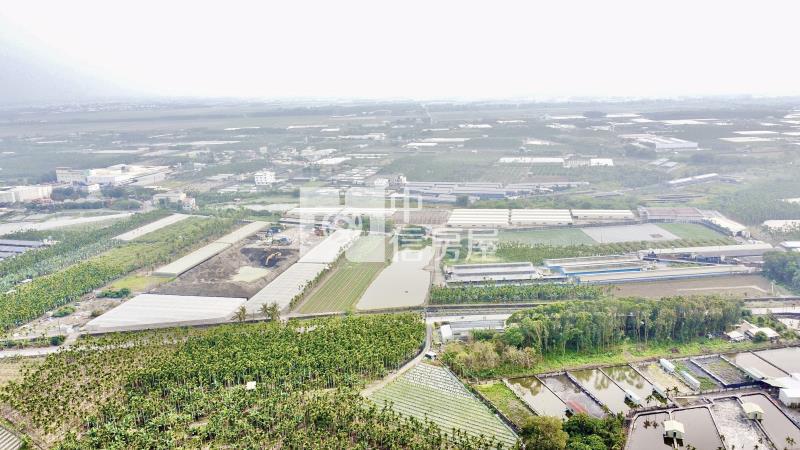 屏東里港農牧用地養殖池房屋室內格局與周邊環境