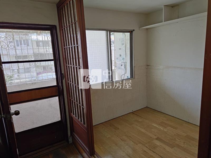 副都心庭院四房車墅房屋室內格局與周邊環境