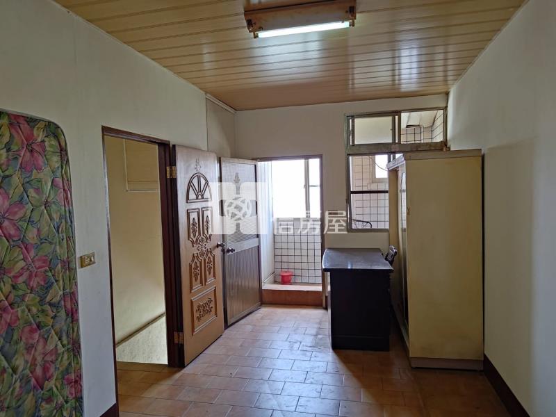 副都心庭院四房車墅房屋室內格局與周邊環境