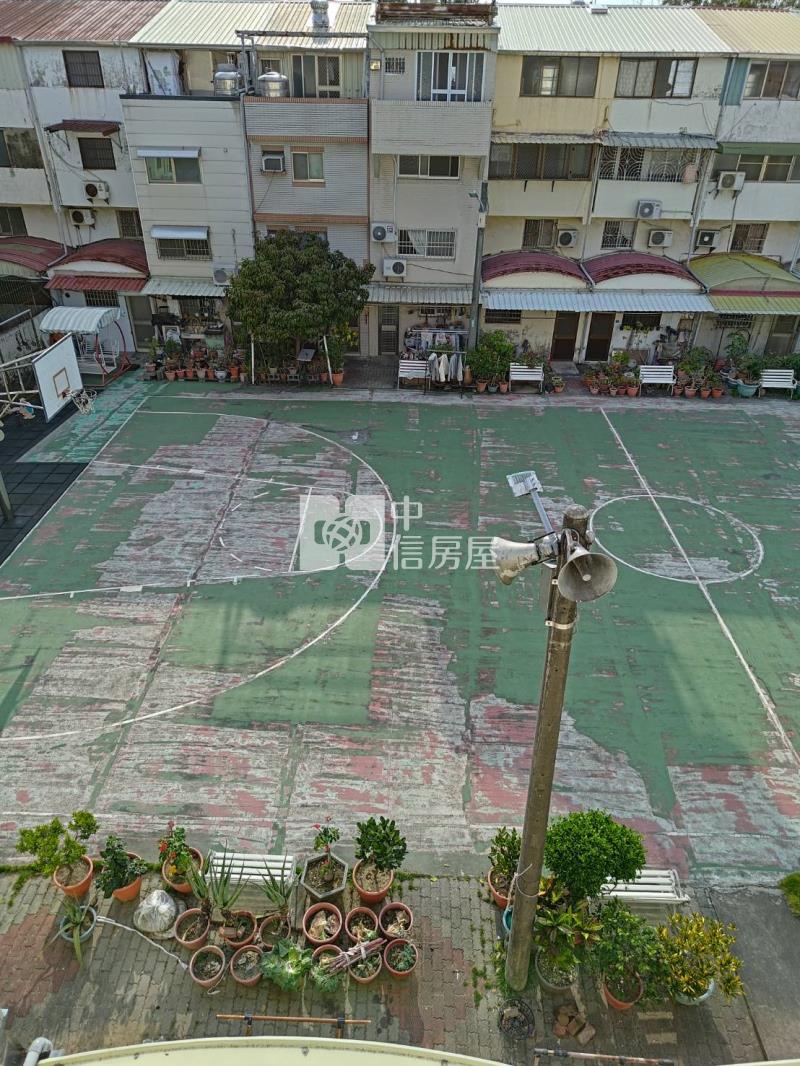 副都心庭院四房車墅房屋室內格局與周邊環境