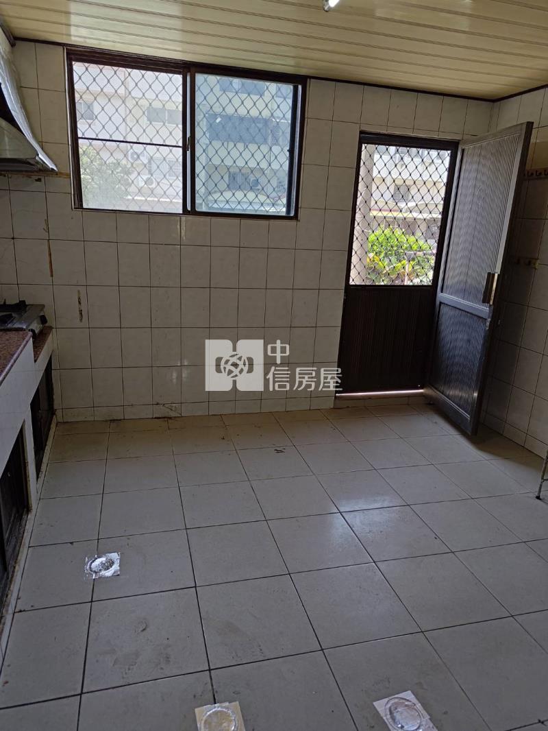 副都心庭院四房車墅房屋室內格局與周邊環境