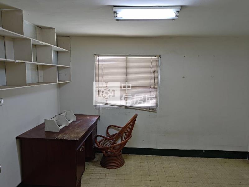 副都心庭院四房車墅房屋室內格局與周邊環境