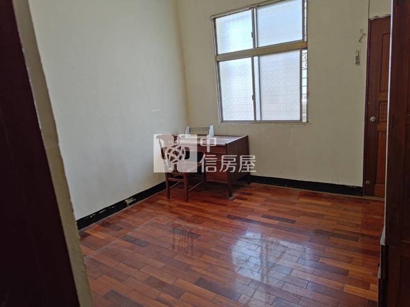 副都心庭院四房車墅房屋室內格局與周邊環境