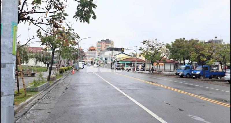 近中營國小邊間建地房屋室內格局與周邊環境