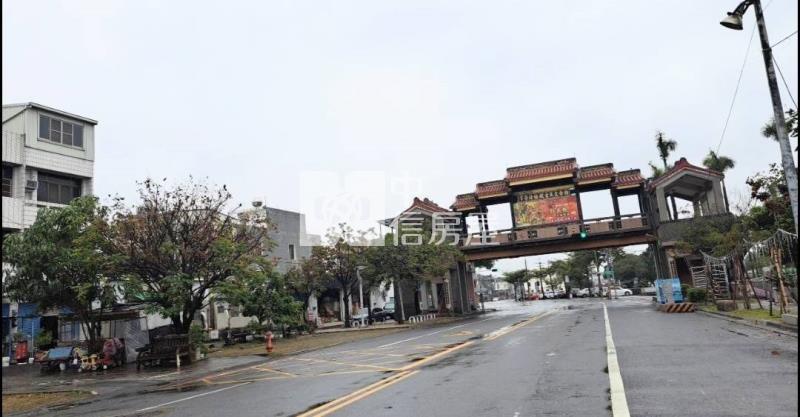 近中營國小邊間建地房屋室內格局與周邊環境