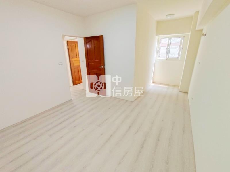 五期溫馨美四房房屋室內格局與周邊環境