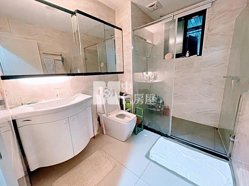 七期親家雲硯美4房平車房屋室內格局與周邊環境