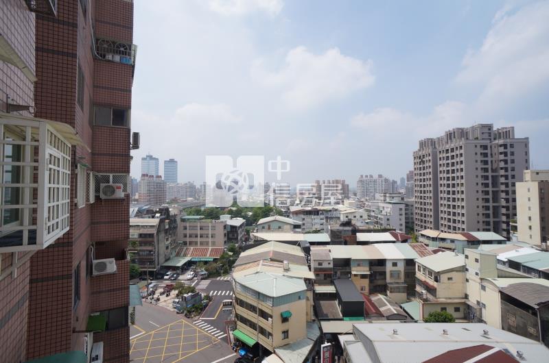 專簽西區城市經典百萬裝潢3房車位房屋室內格局與周邊環境