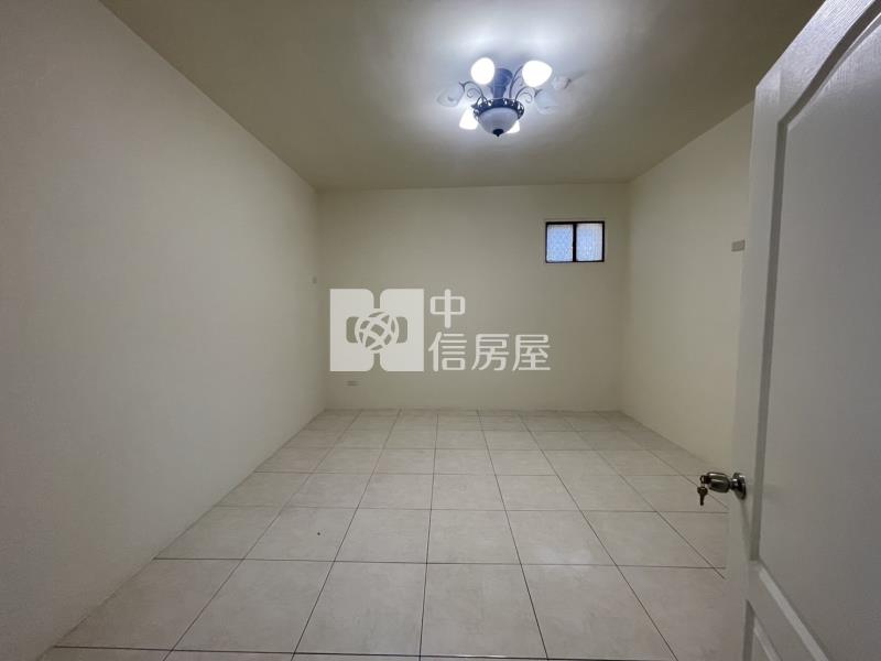 朝陽科大*邊間*大地坪美墅房屋室內格局與周邊環境